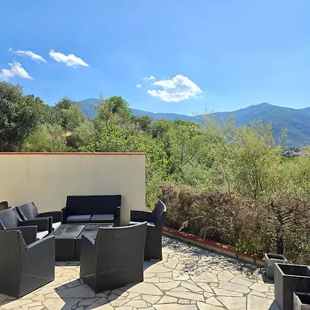 Villa Avec Vue Panoramique Et Piscine Privee *