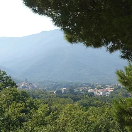 Avec Vue Panoramique Et Piscine Privee Laroque-des-Albères