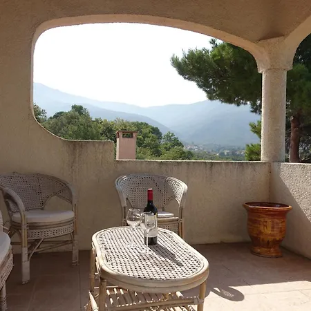 Avec Vue Panoramique Et Piscine Privee Villa Laroque-des-Albères